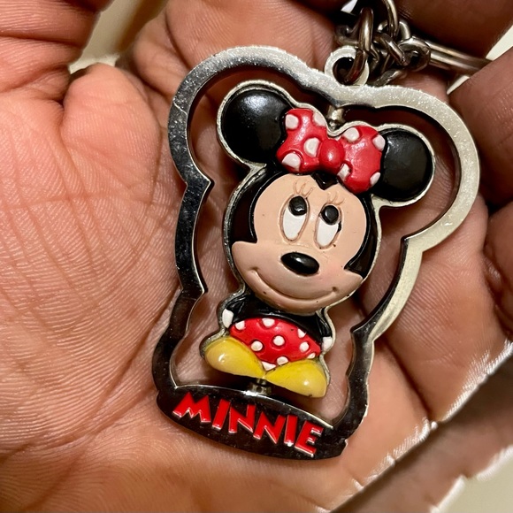 Disneyland Mini Mouse key chain - Picture 4 of 4